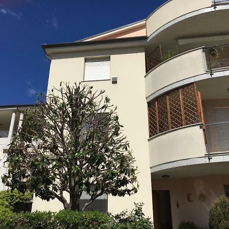 La Casa Di Lory Daire Falconara Marittima Dış mekan fotoğraf