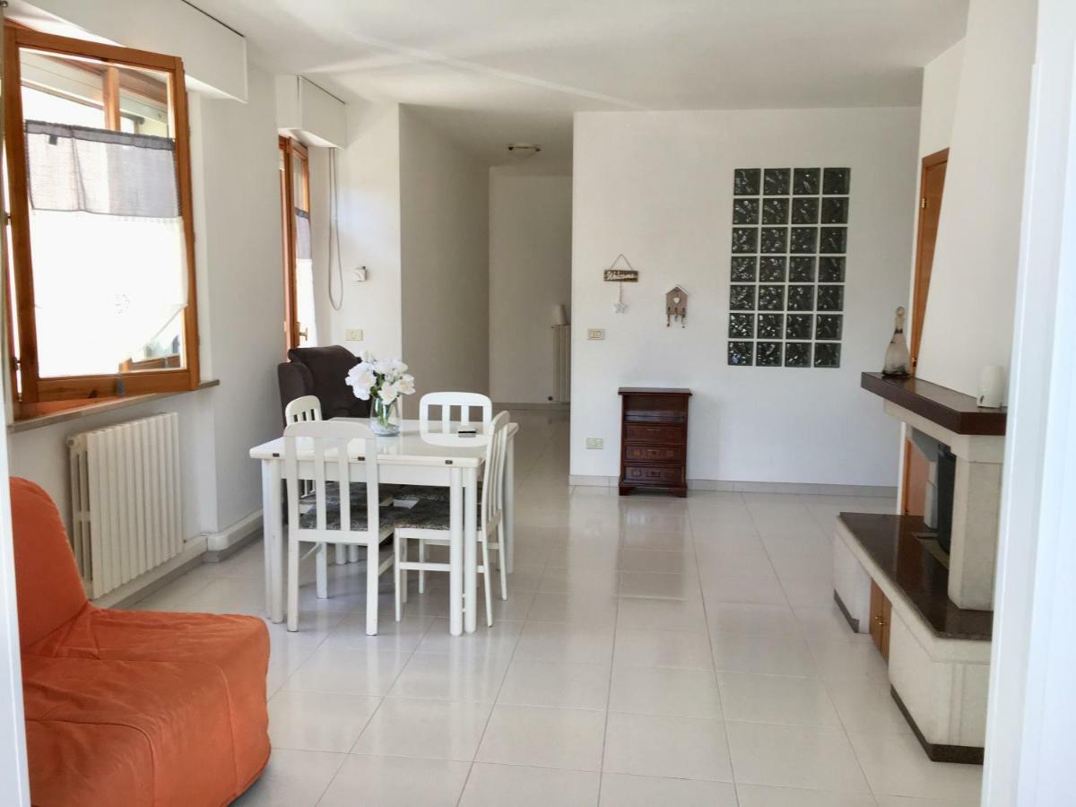 La Casa Di Lory Daire Falconara Marittima Dış mekan fotoğraf