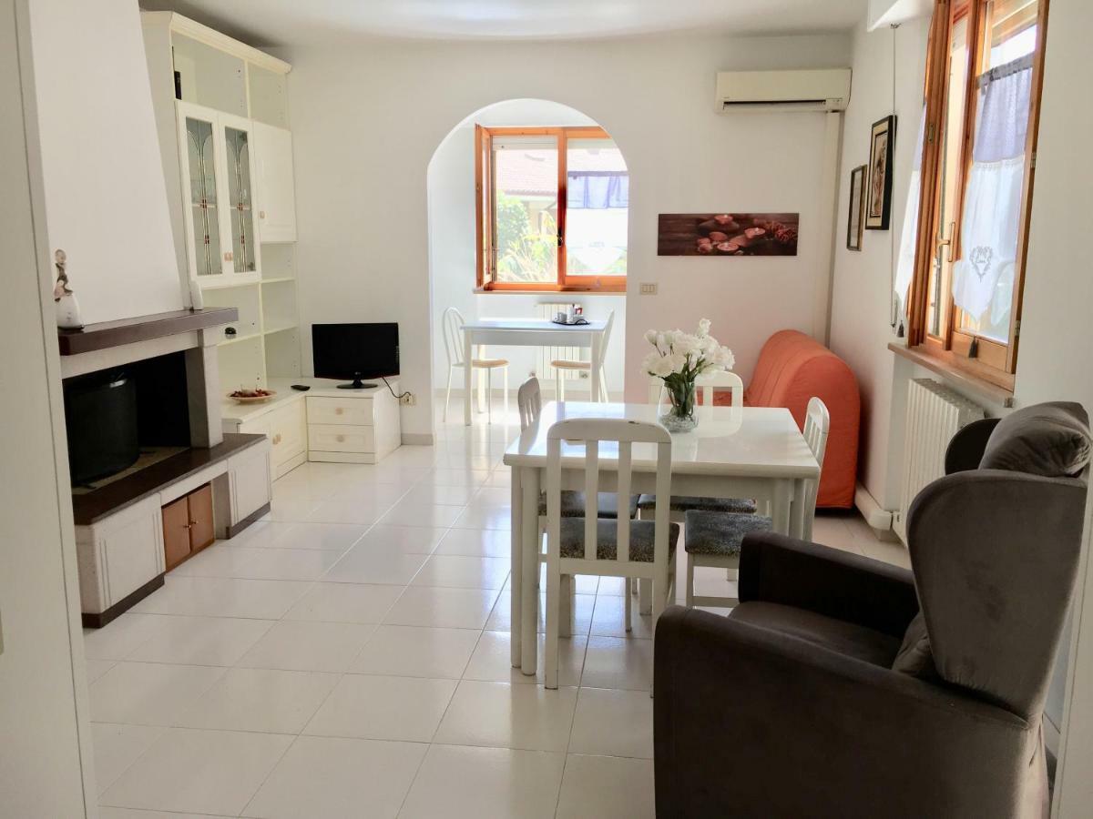 La Casa Di Lory Daire Falconara Marittima Dış mekan fotoğraf